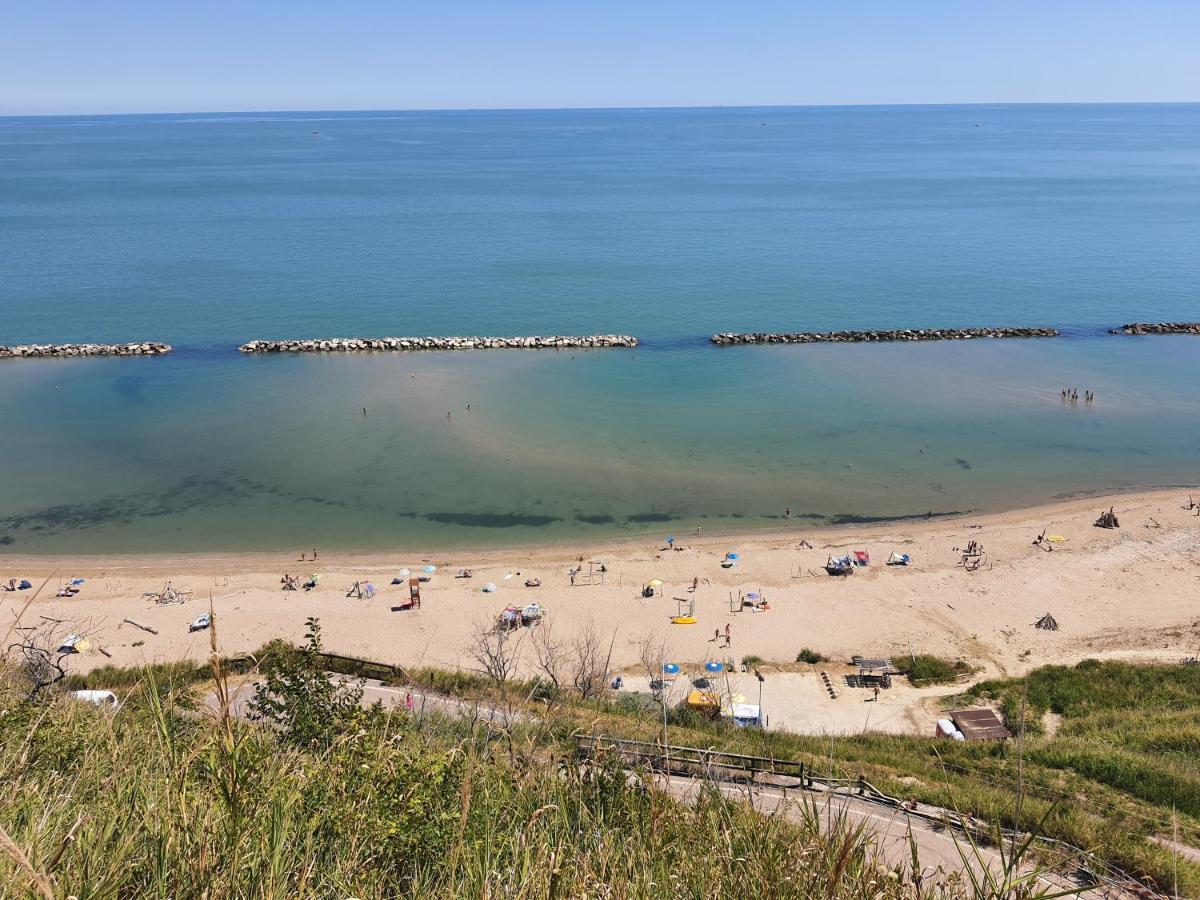 Bnb Fano Collina. La Pace Di Una Vacanza Piagge Exterior foto